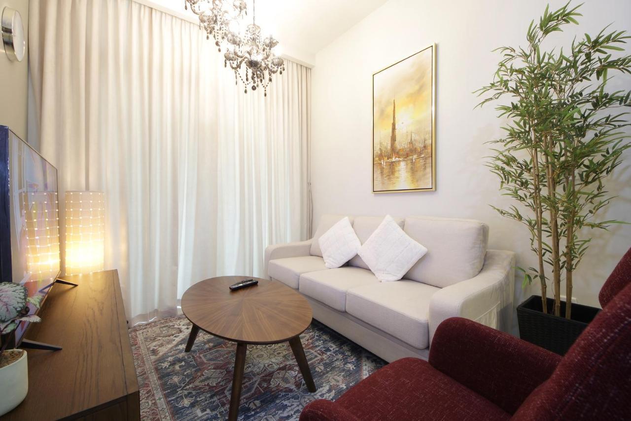 Shh - Furnished 2br In Reva Residence, Business Bay Apartment Dubai